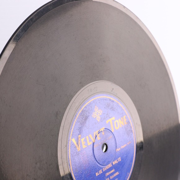 John Hassel Blue Danube Waltz/By The Waters Of Minnetonka 78 rpm Record 1602-V - Picture 9 of 16